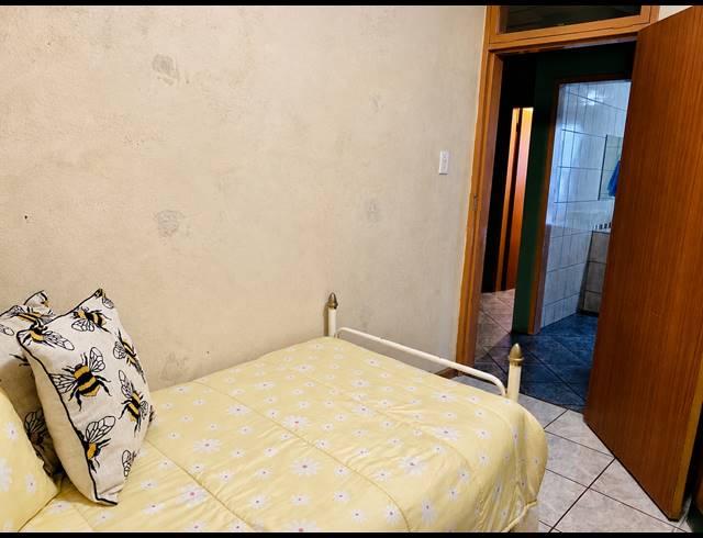 4 BEDROOM FREEHOLD FOR SALE IN VANDERBIJLPARK CE 2